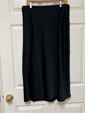 Old Navy Black Maxi Skirt Large NWT